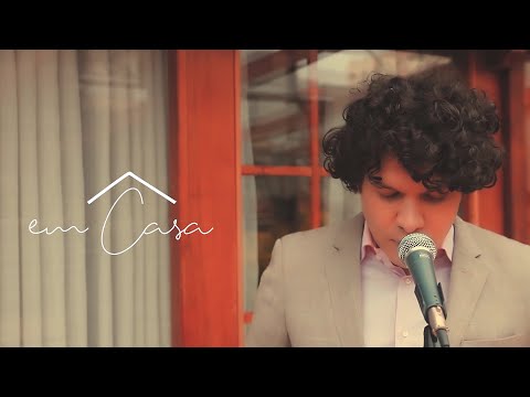 Alexandre Arez em casa - BESAME MUCHO