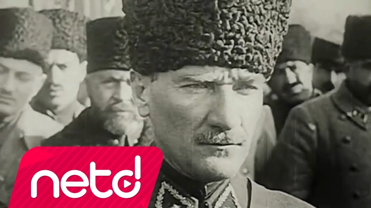 Sahipsiz Melodiler - Bir Çift Mavi Göz (Atatürk)