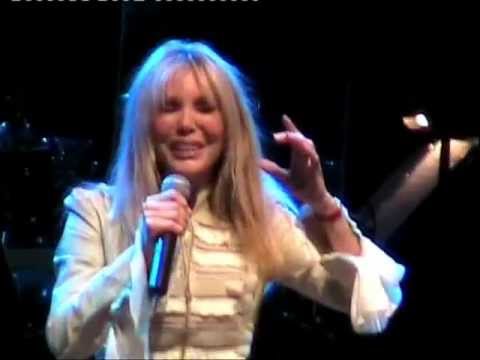 Ivana Spagna (& Loredana Berté) - Almeno tu nell'universo (live)