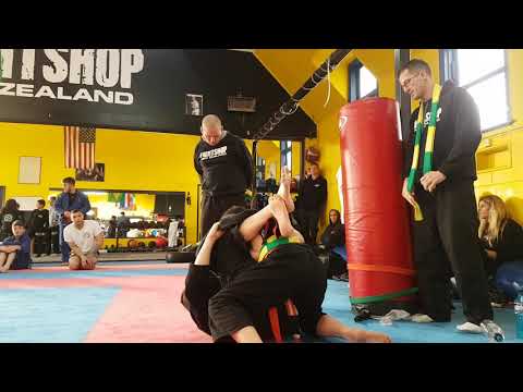 Anton vs Jack Cairns - Crolin Gracie bjj - Manawatu bjj junior competition
