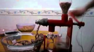 Oil Press Manual How to Operate,  Manual oil press, Make oil at home
