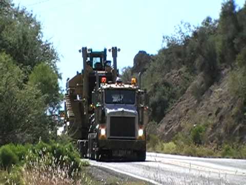 Transporting a Caterpillar D11R On The 10% Grades Of Arizona SR-177 Part 1