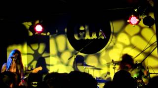 Deap Vally - Turn It Off (Budapest 7-9-2014)