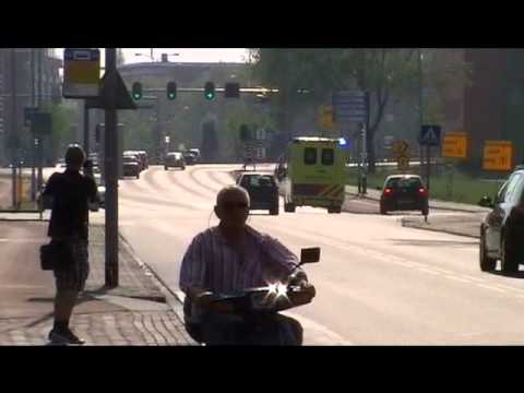 Ambulance 01-172 Delfzijl-Appingedam met spoed naar UMC Groningen