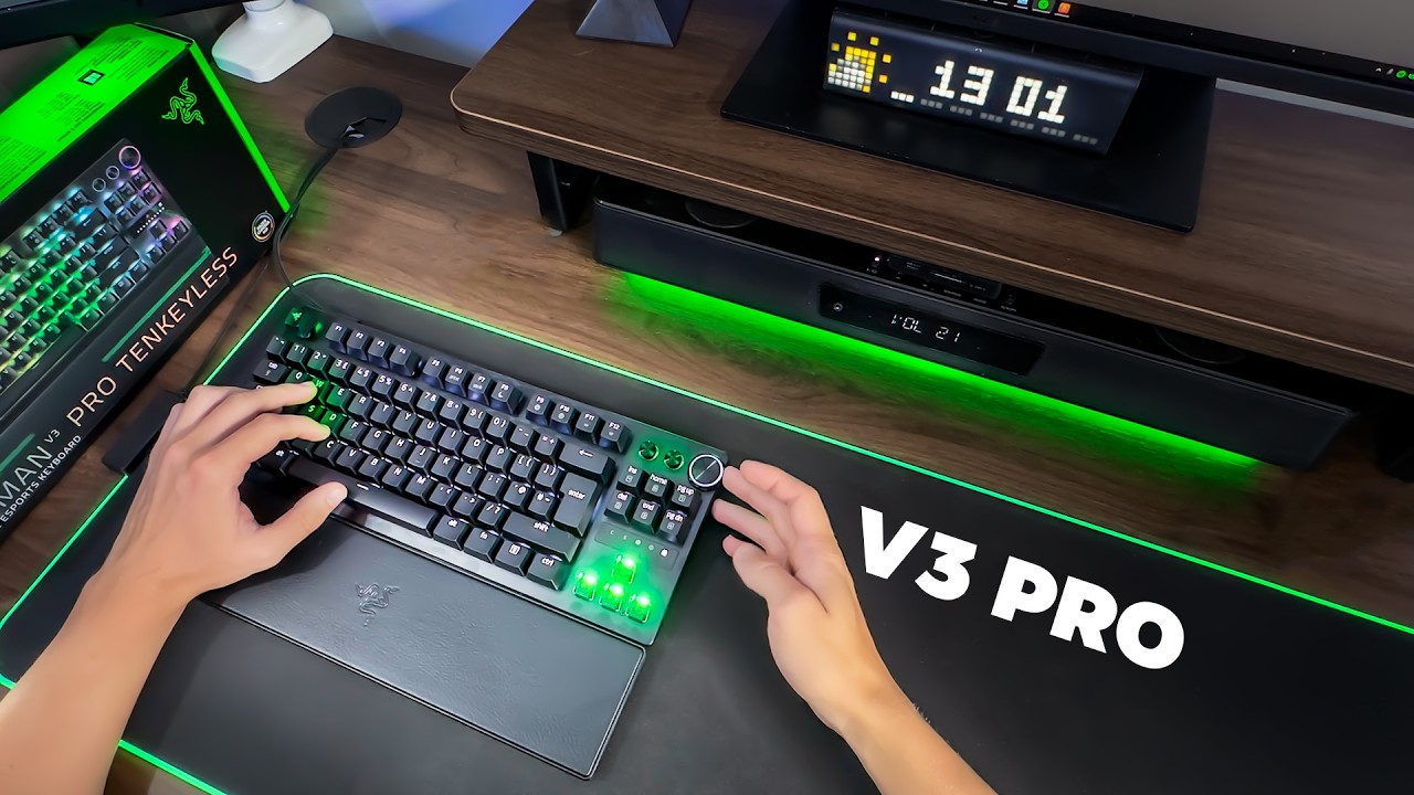 Razer's CHEATING keyboard is CRAZY 😂