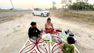 My family came to visit the countryside and visit the sunset and eat food In the evening