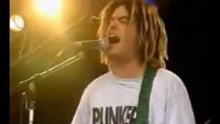 NOFX - Hot Dog In A Hallway (Live) - YouTube.wmv