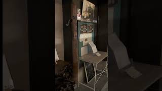 偶然入り込んだ地下街がめっちゃ昭和だった。