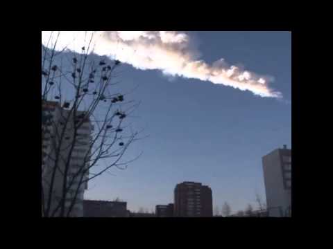 Meteor falls in Russia, causing flashes in the sky
