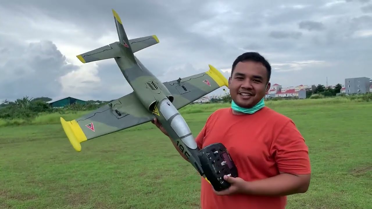 Camo Owl L39 Albatros 64-70mm EDF Jet After The Paint Job