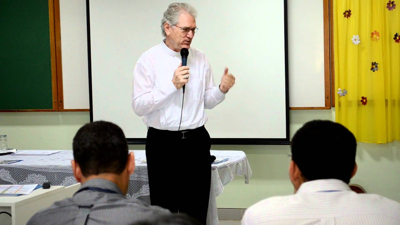 Dom Leonardo faz Abertura da Semana de Formação Missionária sobre DGAE