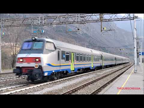 LA PARTENZA DELLA E.464 + REGIONALE IN TRANSITO NELLA STAZIONE DI PERI (VR) VEN. 3 - 3 - 2023.