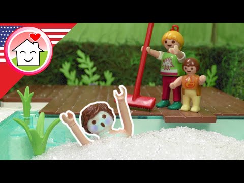 Playmobil English - The Hauser Family and the Hailstorm