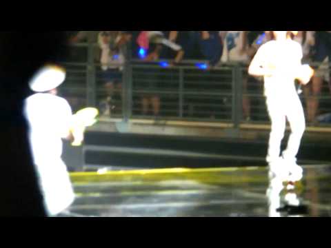 [Famcam]091128 SUPER SHOW II IN THAILAND - Wonder Boy donghae2