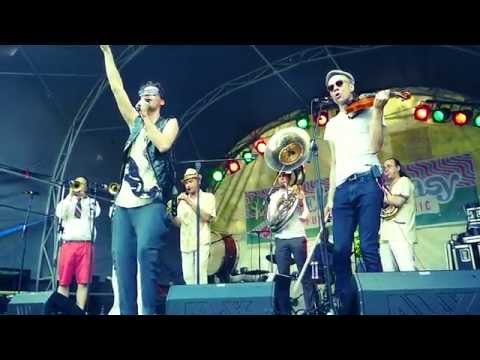 The Bad Ass Brass Band: Kosto murheet vei