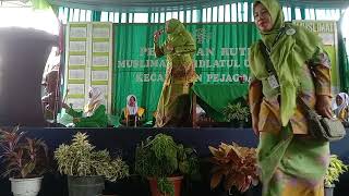 Download lagu Pengajian Bu Nyai Dra T Wahyuni mp3 Download lagu Pengajian Bu Nyai Dra T Wahyuni mp3