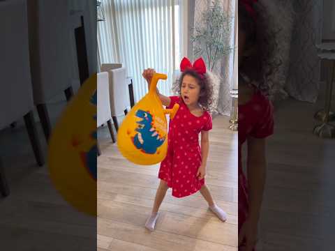 The good sister always help the little one - Sister love ❤️