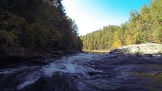 preview picture of video 'GOPRO Video: Class 4 Rapids Chattooga River'