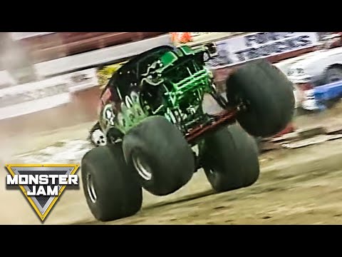 Freestyle Grave Digger | World Finals 2002 | Monster Jam