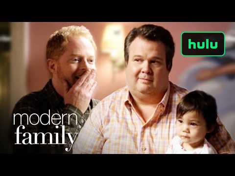 米奇與卡姆：最溫馨的時刻｜摩登家庭｜Hulu 驕傲月特輯 (Mitch and Cam: The Most Wholesome Moments | Modern Family | Hulu Has Pride)