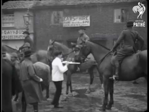Garth Hounds meet in Bray, Berkshire. 1929