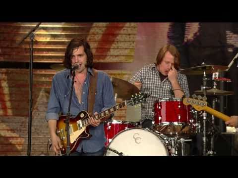 Robert Francis - Junebug (Live at Farm Aid 25)