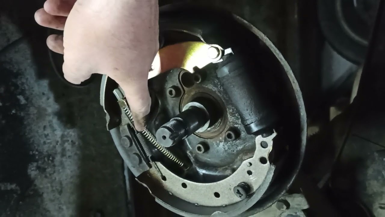 Замена тросов ручника Лифан Бриз: основные правила и техники