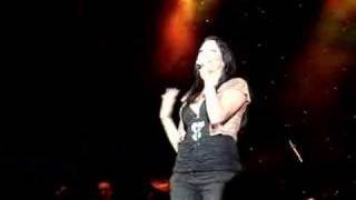 Ricki-Lee performs Sunshine live