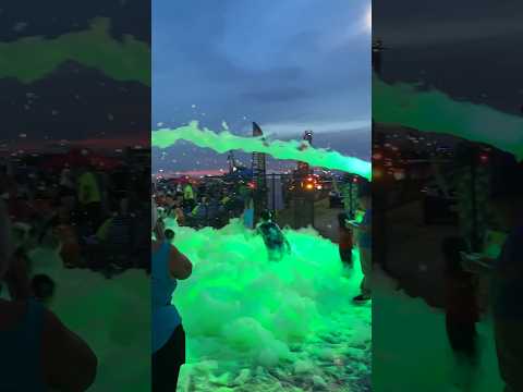 That’s Not Glow in the Dark Slime #toddlers #halloween #foamparty #foam #glowinthedark