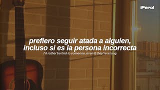 Olivia Rodrigo - scared of my guitar (Español + Lyrics)
