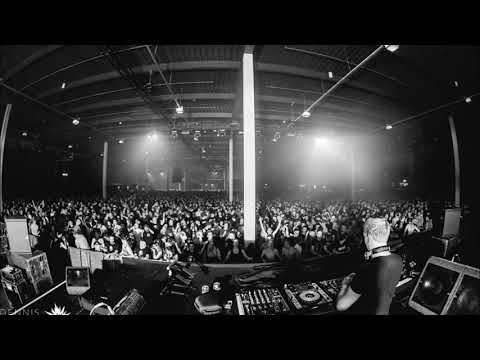 Spitnoise - 200 BPM Mash-Up 2.0