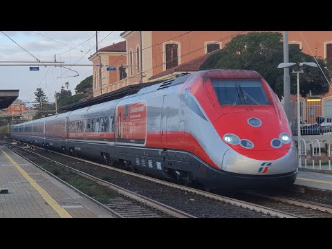 Transito ETR.500.041 in livrea contro la violenza in transito a Nervi