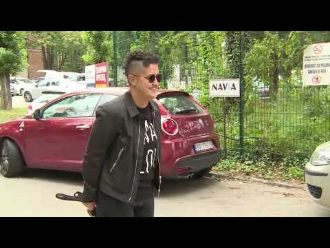 MARIJA ISPALILA - Lutajuca kamera - Paparazzo