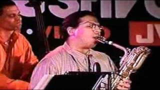 Gary "Pepper" Smulyan, Baritone Sax - "Samba de Amor" (Tom Harrell Octet, North Sea Jazz, 1997)