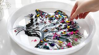 NO ONE EXPECTED THIS CAT TO APPEAR! 🐱🌸 Resin Art DIY