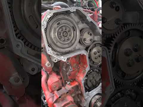 Cummins isx!!! front housing seal replacement. Volvo truck! #engine #trucks #howto