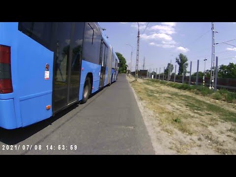 Mit üzen a buszsofőr? - What's the bus driver's message?