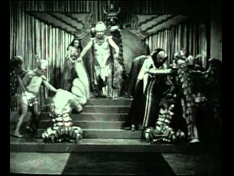 1936 Stephani + Taylor - "Flash Gordon" (highlights: costumes, monsters, sets and rockets)