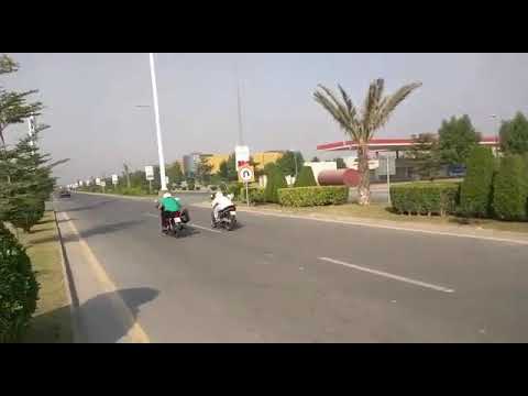CB150f vs Ravi Piaggio with Derbi 150 engine, Drag Race
