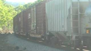 preview picture of video 'Norfolk Southern Train 37 Q at Stanley, Virginia'