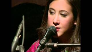 Vanessa Carlton   A Thousand Miles Acoustic - White Houses -  @ VH1