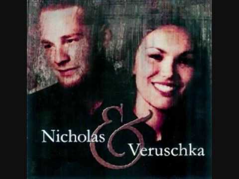 2.5 Seconds - Nicholas&Veruschka