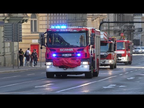 🇨🇿 | Fire Department Prague responding code 3 - Hasiči - 2X CAS 20 + AŽ 37+ VA-L1Z HZS Praha HS-1