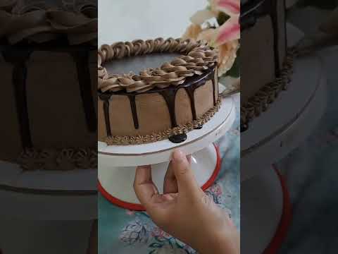 Amazing Easy Chocolate Cake Decoration