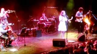 Clarice Falcão - A Gente Voltou