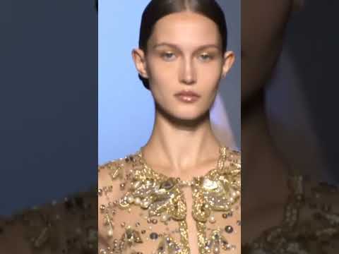Vika evseeva walking for Elie Saab Fall-winter 2023/24 Couture show ✨