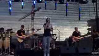 Stefanie heinzman do your thing live