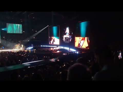 Madonna 18/10/23 - Open Your Heart