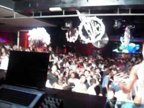 DANI VESCOVI at FLUID (BG) 4.07.09 ECHOES IN TOUR