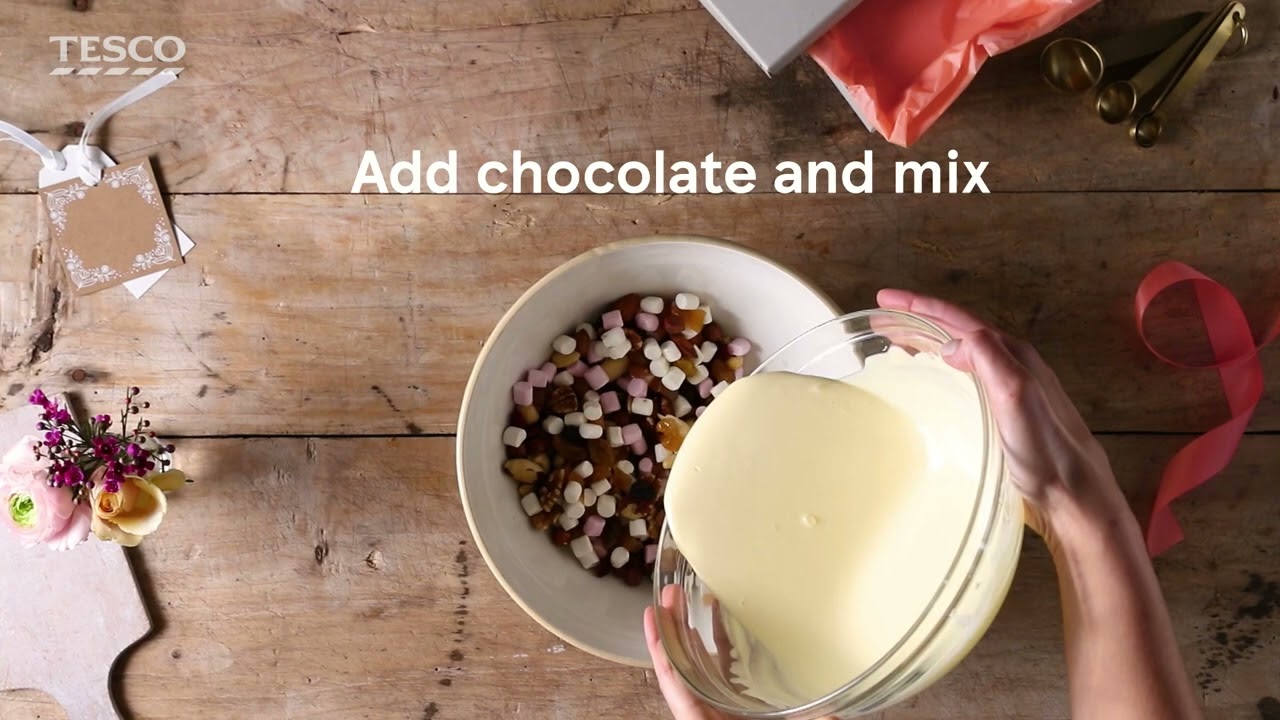 How to make white chocolate and ginger rocky road